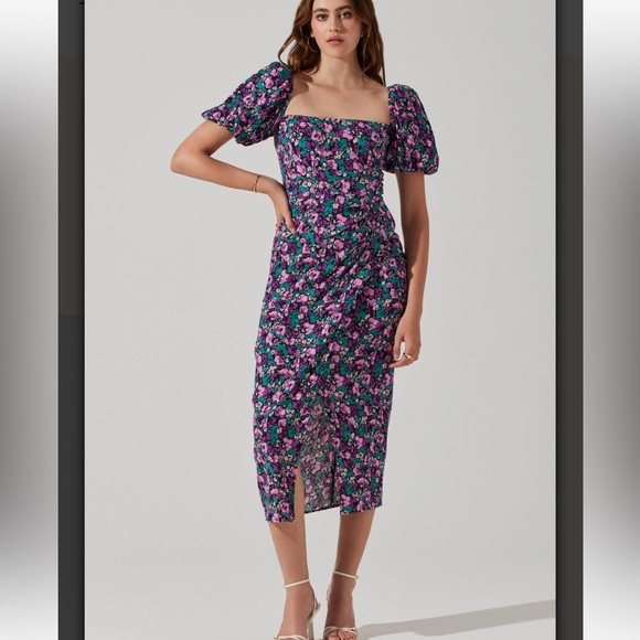 Astr Dresses & Skirts - ASTR THE LABEL Floral Square Neck Slit Front Midi Dress Size XL